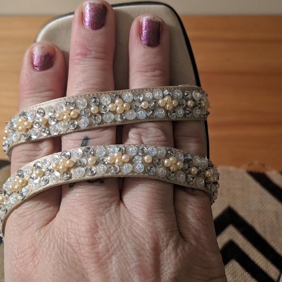 3/$25- strappy heel with beading - Picture 6 of 8